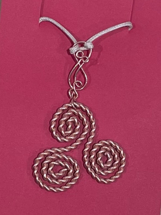 Triskelion Tensor Pendant ( feminine energy )